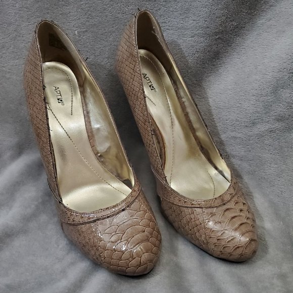 Apt 9  Reptile Stiletto Heels in Lipstick Taupe Size 9M - Picture 2 of 14